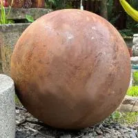 Шар металлический кортен (518919) ∅ 800 мм. Гвардейское