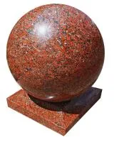 Декоративный шар из красного гранита (518208) в Гвардейском